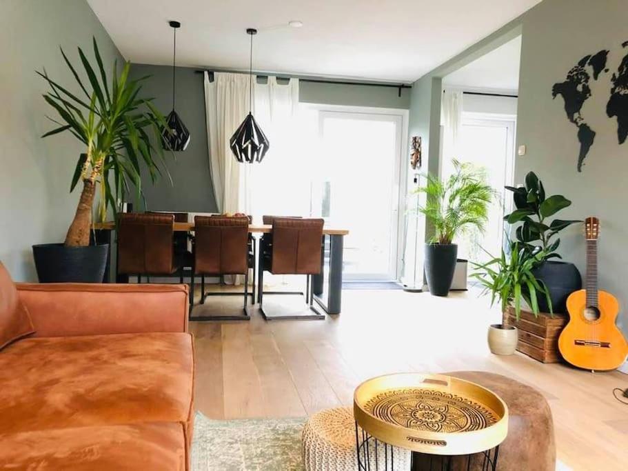 Compleet Huis In Nijmegenアパートメント エクステリア 写真
