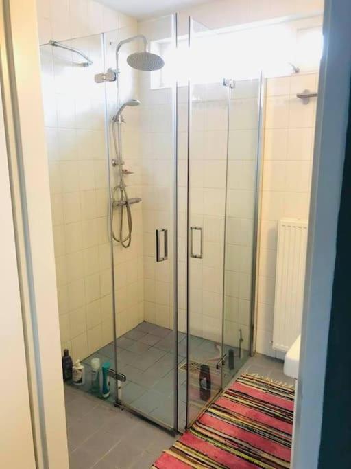 Compleet Huis In Nijmegenアパートメント エクステリア 写真