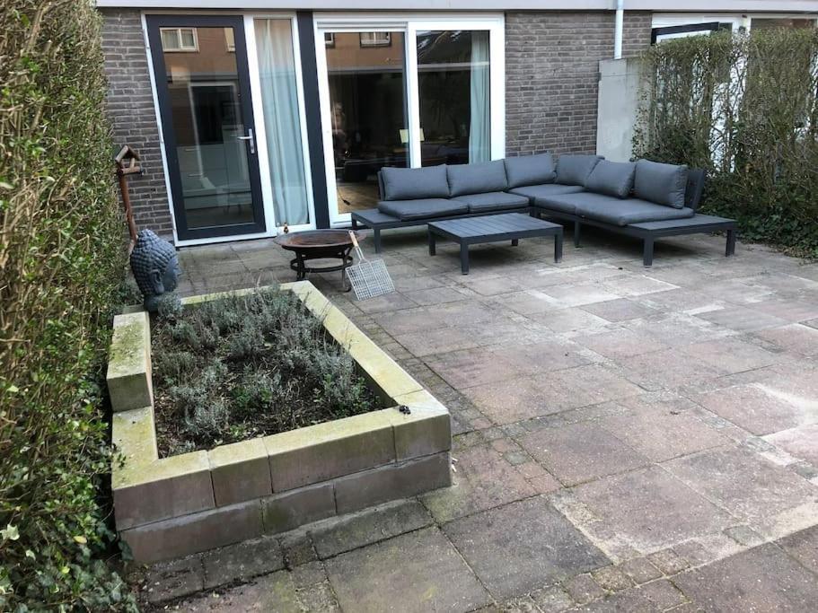 Compleet Huis In Nijmegenアパートメント エクステリア 写真